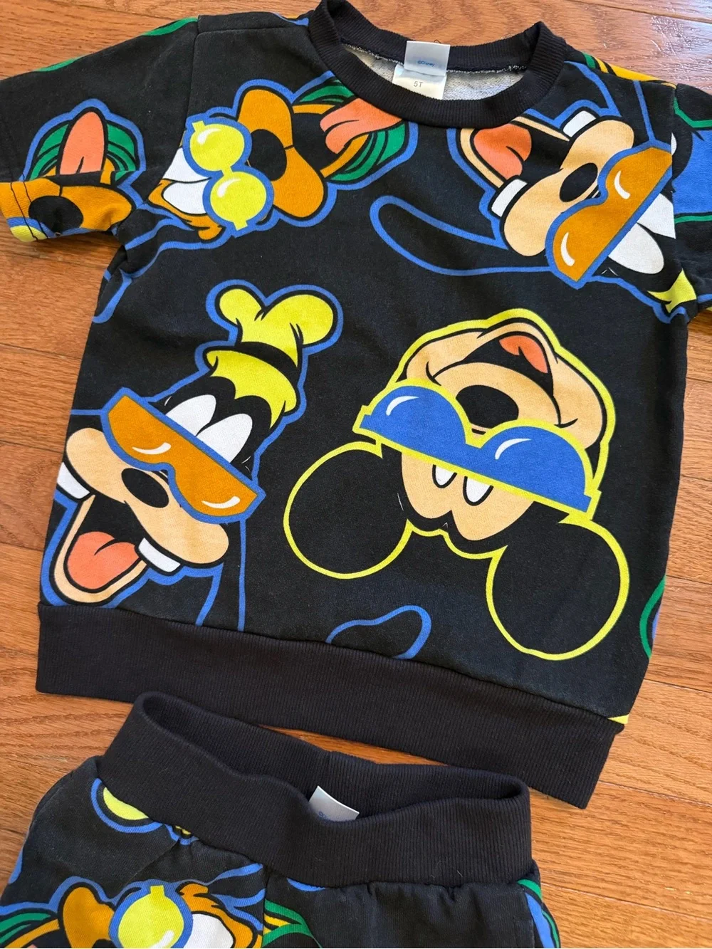 Disney Mickey and Friends Black Graphic T-shirt and Shorts Set 5T